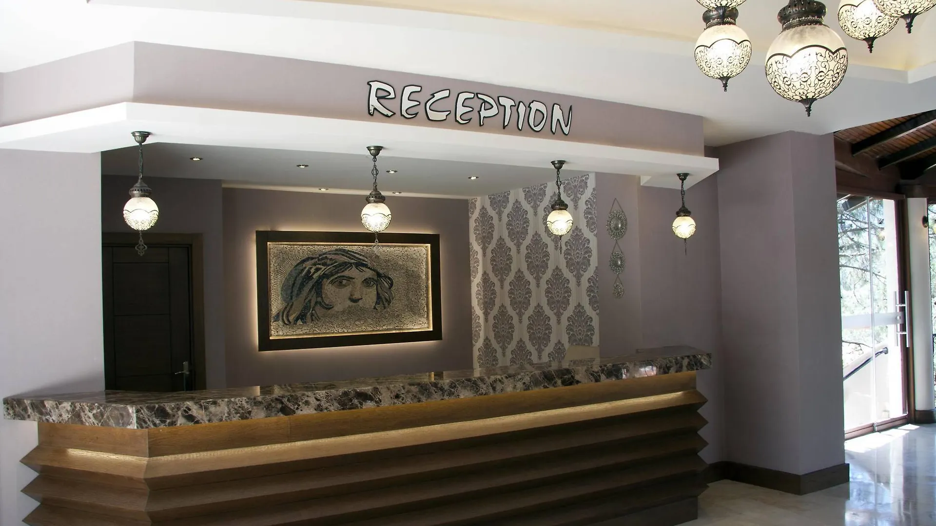 欧鲁万盛酒店 厄吕代尼兹 酒店
