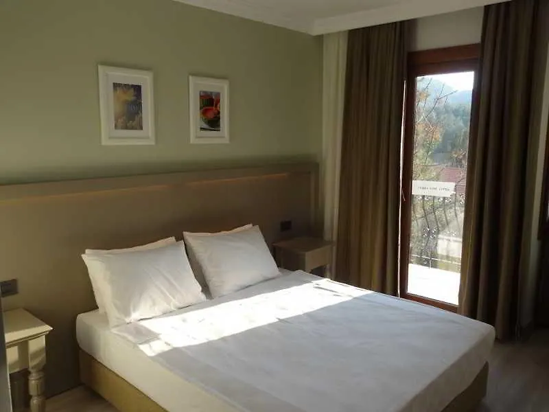 Pine Valley Hotel Oludeniz 4*,