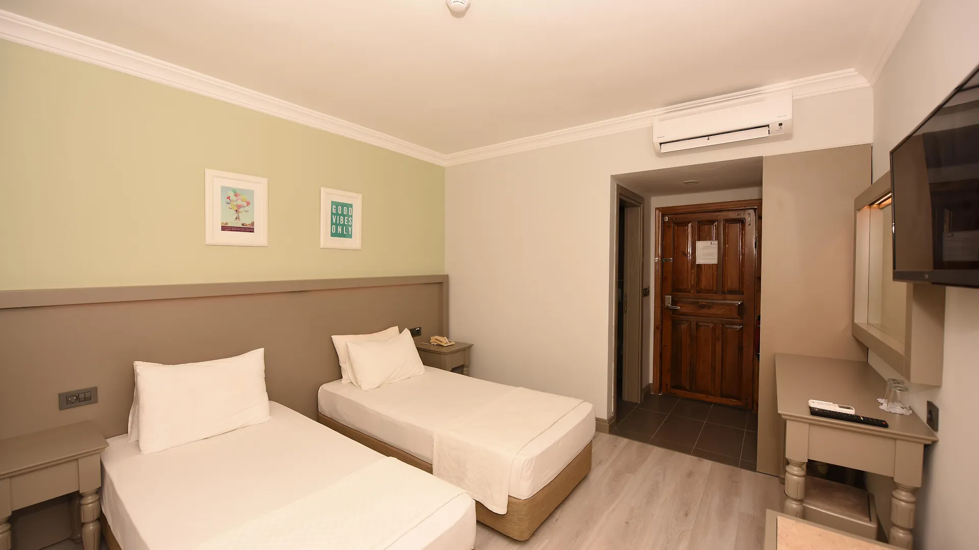****  Pine Valley Hotel Oludeniz Turecko