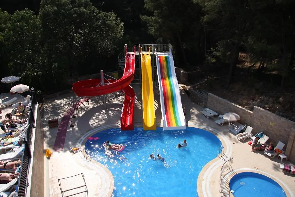 Pine Valley Hotel Oludeniz Turecko