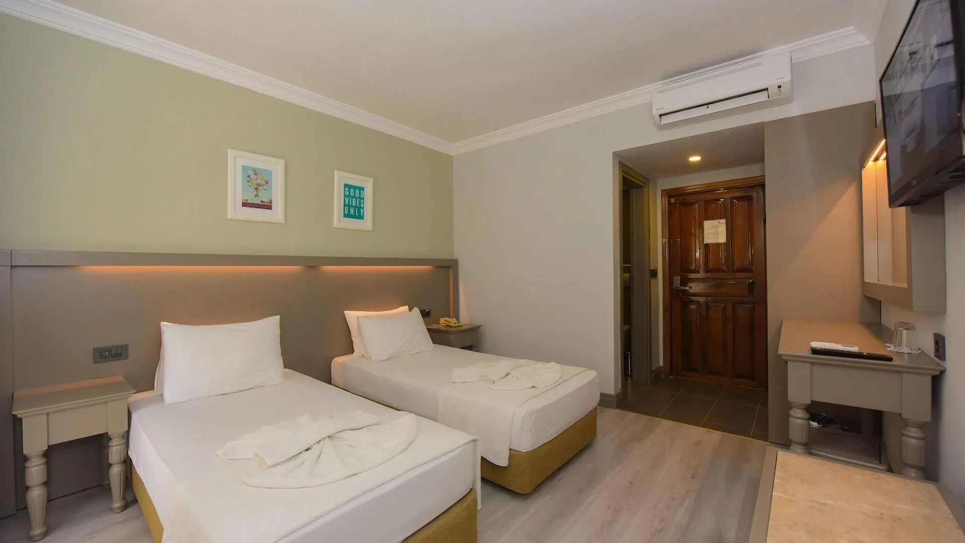 Pine Valley Hotel Oludeniz 4*,